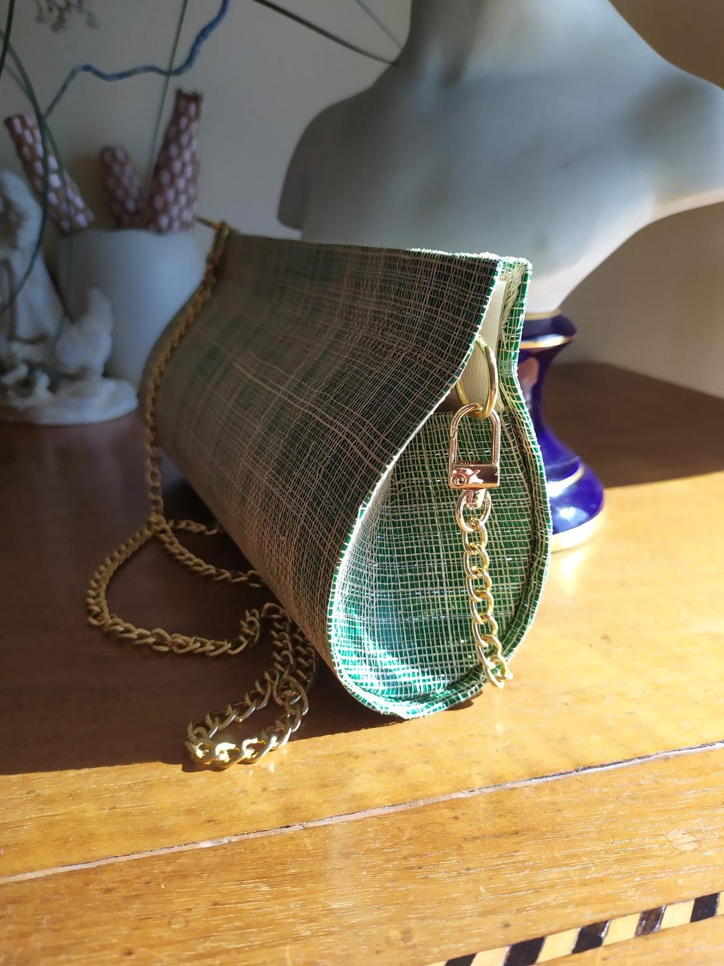 Pochette intérieure à carreaux vert et violet