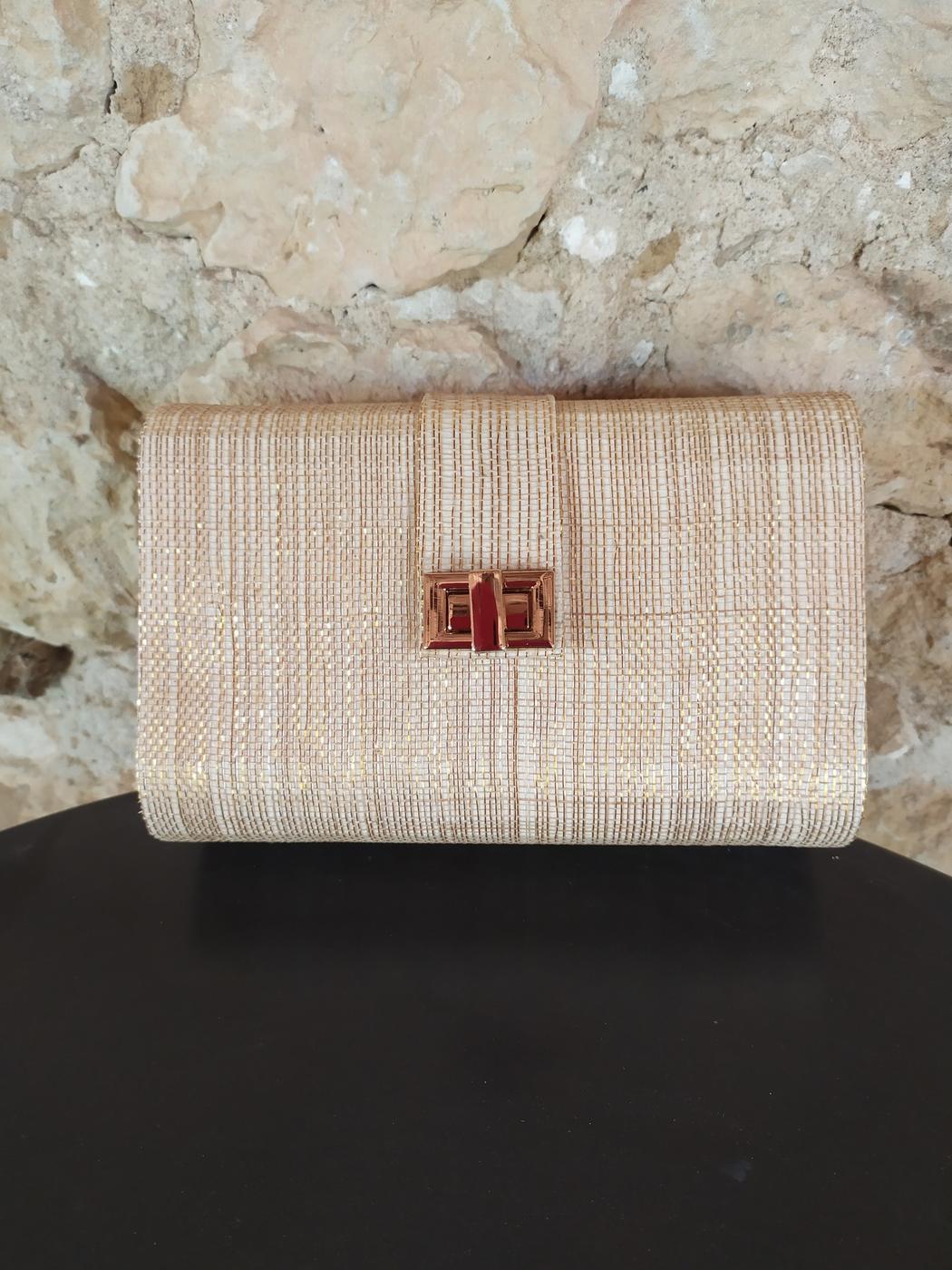 Clutch beige et doré, vue de face